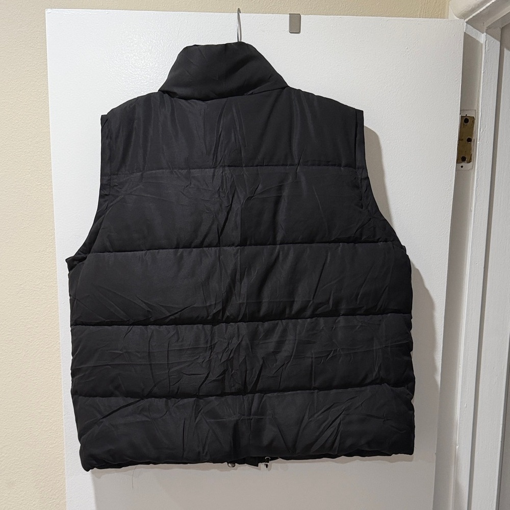 Black Quilted Puffer Vest - Picture 5 of 5